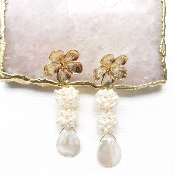 Kate & Mari Jewelry - Kate & Mari Alessandra Pearl Drop Bridal Earrings